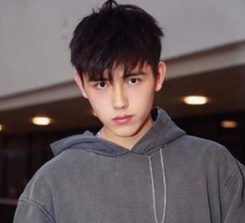 刘玉玲|身高和长相不符是一种什么体验，陈瑶原来这么高，刘玉玲：都让让