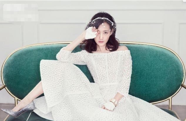 谢霆锋|她曾是赵丽颖替身，趁颖宝怀孕时疯狂接戏，如今30岁2人平起平坐