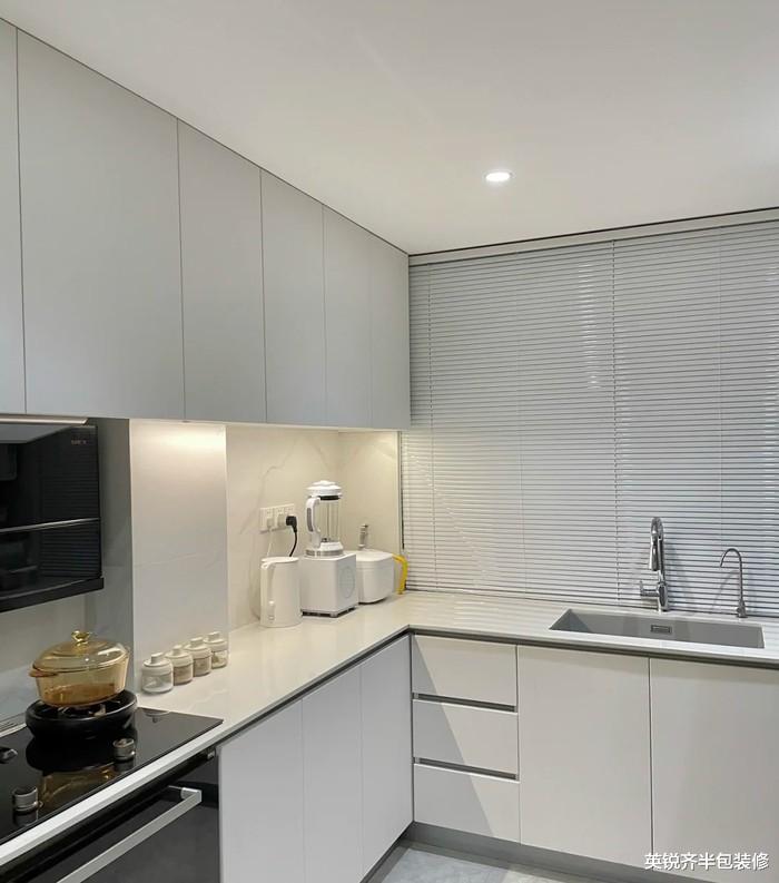 英锐齐半包装修|教你厨房配色小技巧,自己搭配也不怕!