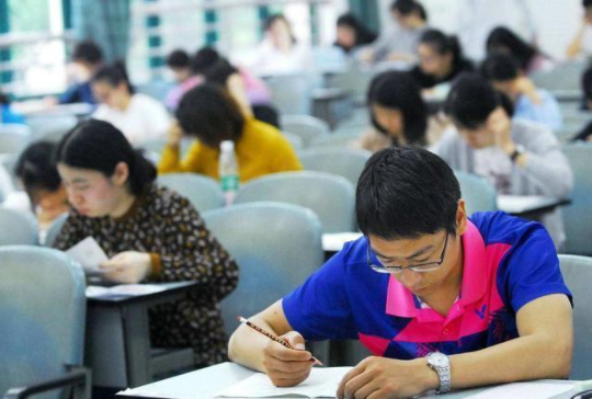 留守儿童|3个被家长“打入冷宫”的专业，实际就业率很高，22届考生可参考
