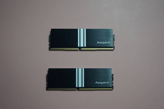 机箱|为了一盏灯换了整个电脑-盘点手里的RGB设备