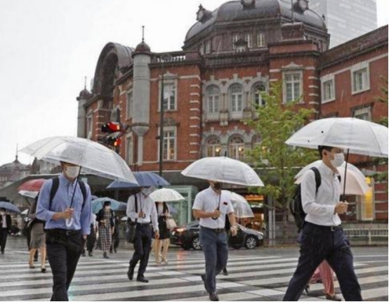 日本|病毒开始集体自杀了?反智之风正刮向东亚,比美国人还要“坑”