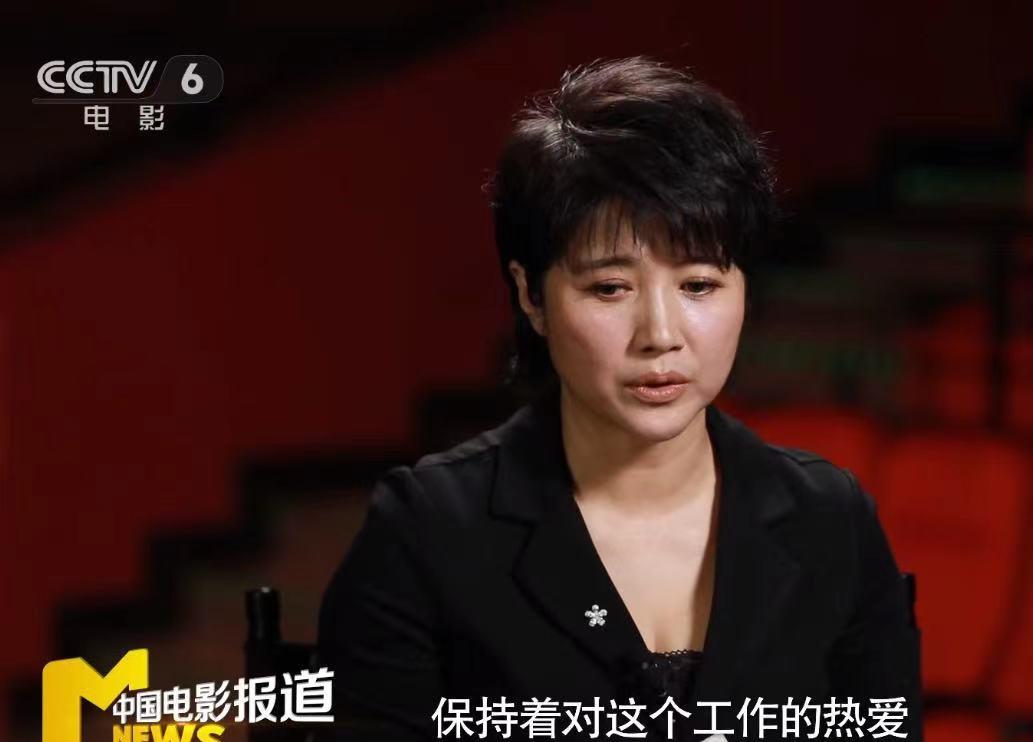 颜丙燕|凭借一部电影拿了10个奖，从不接综艺商演，让拼命捞金的明星汗颜