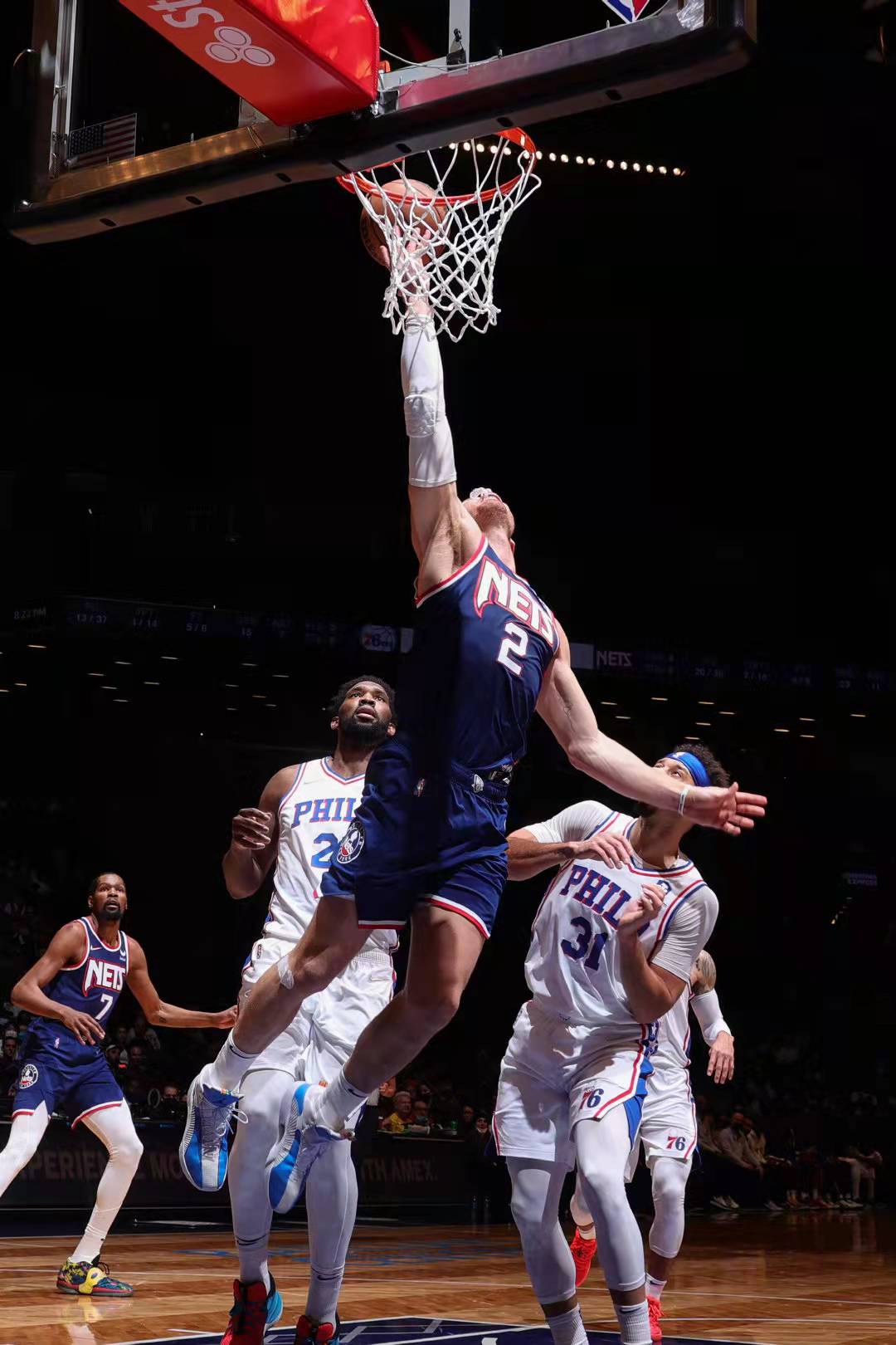詹姆斯·哈登|29+20+8！感谢哈登，感谢纳什，你们逼出了一个NBA奇迹