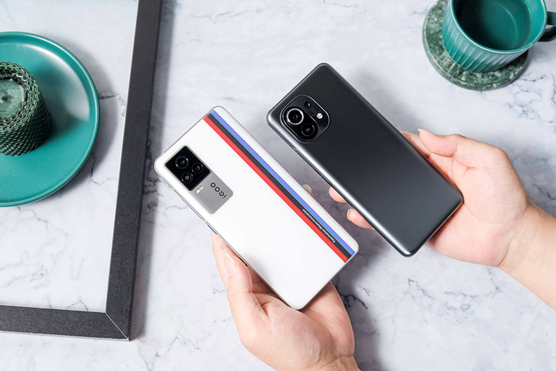 iqoo|一样的骁龙888旗舰机，为什么这两款手机之间差距这么大？