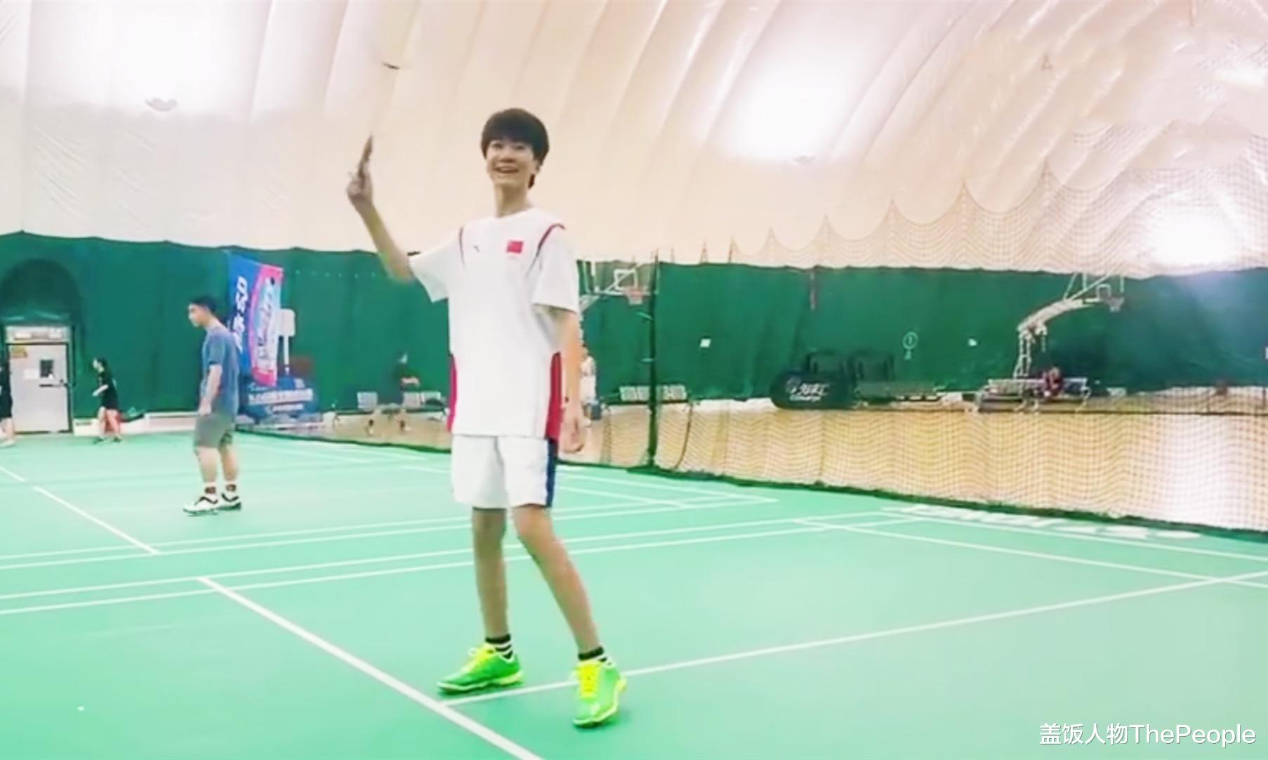 萌宝|吴镇宇儿子发福、郭涛儿子变壮、小沈阳女儿变美，昔日萌娃大变样