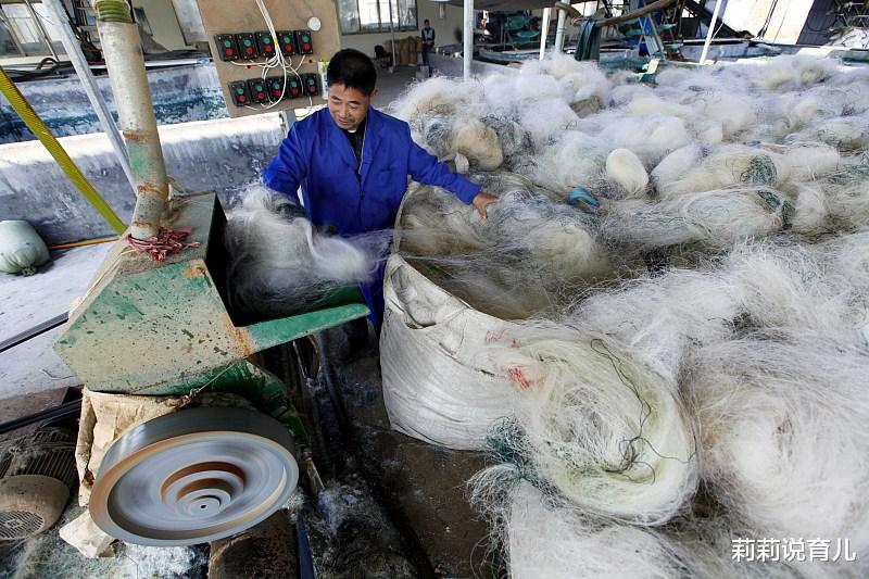 莉莉说育儿|工厂搬去越南,耐克目前有1.16亿双鞋生产不出来,将面临断供!