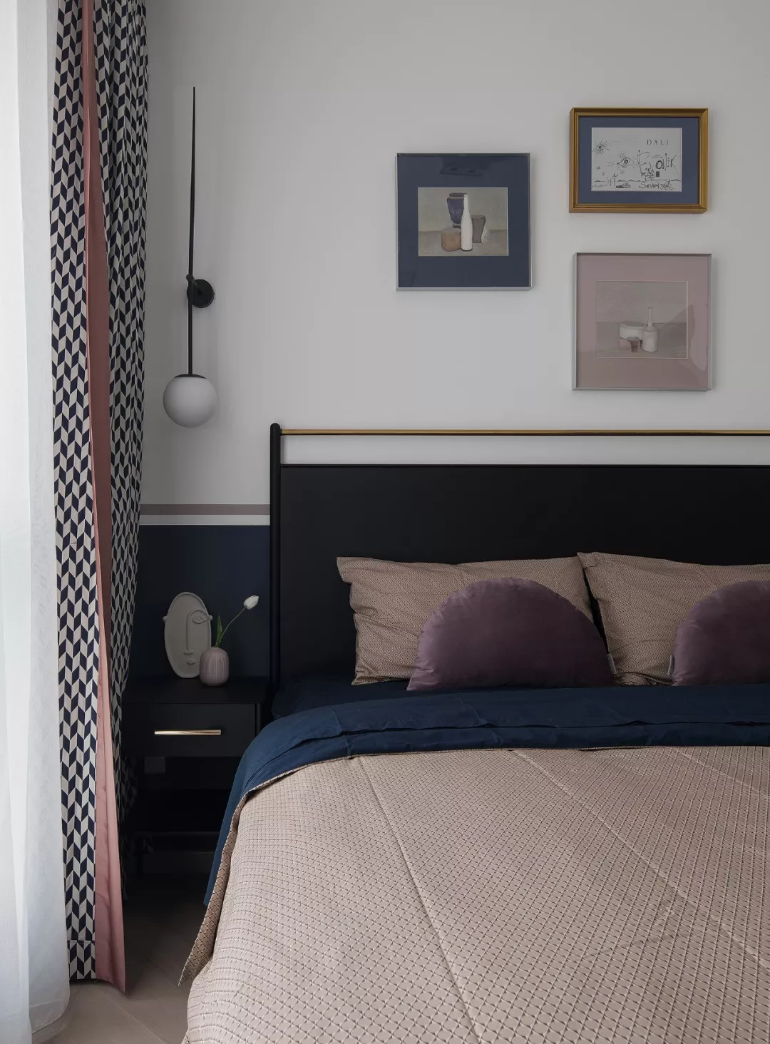 90平个性三居装修，这样的隐形门设计，还是头一次见！