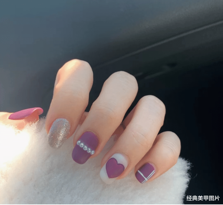 运动|优雅高级的紫色美甲，贵族大小姐风范