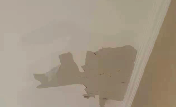 怒！新房未装修完却成“水帘洞”，说起原因让人无语