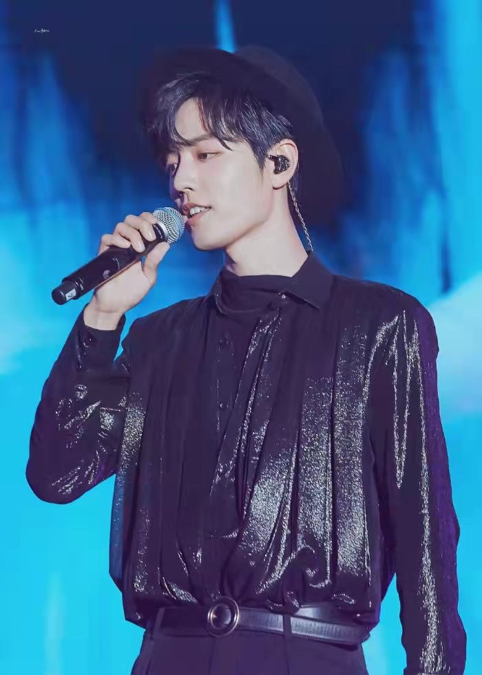 张艺兴|肖战探班,这一举动也太暖了吧