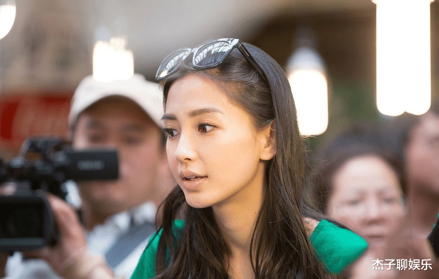 Angelababy|杨颖资源连降级,跑男中又被边缘化,如何还能强装大咖?
