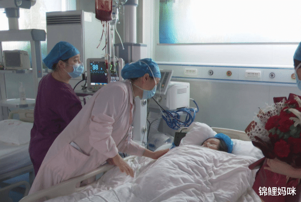 锦鲤妈咪|计划中的意外:“繁荣昌盛”四胞胎曾险些被打掉,如今获得关照