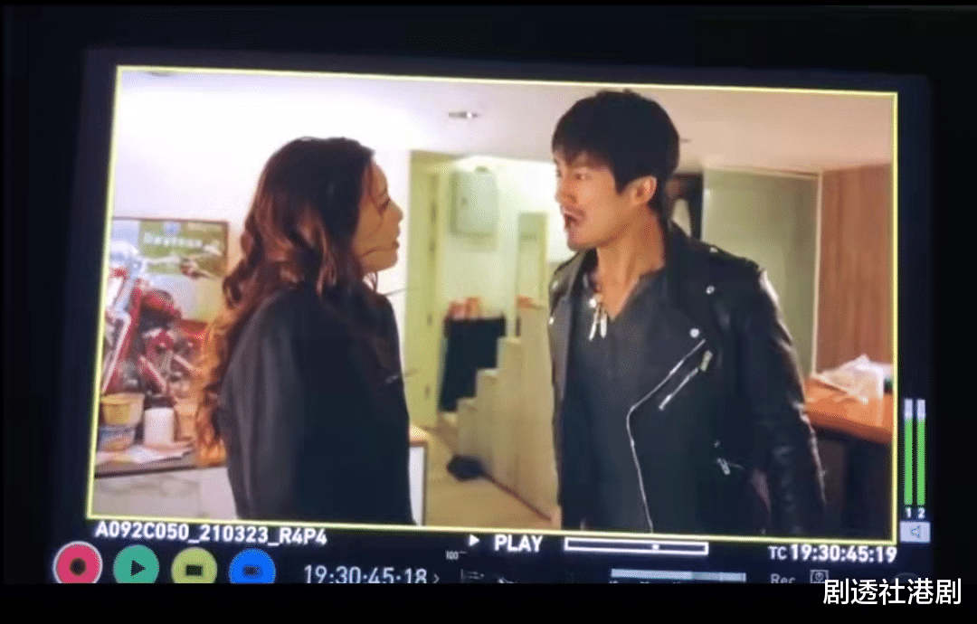 十月初五的月光|新版《十月初五的月光》热播！28岁TVB小花演泼辣女，被赞入型入格