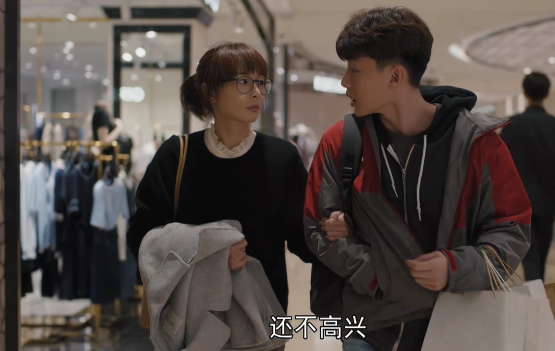 码字的颜言 《理想之城》原著 只知省钱的张小北，他不懂其实被控制的爱 最伤人