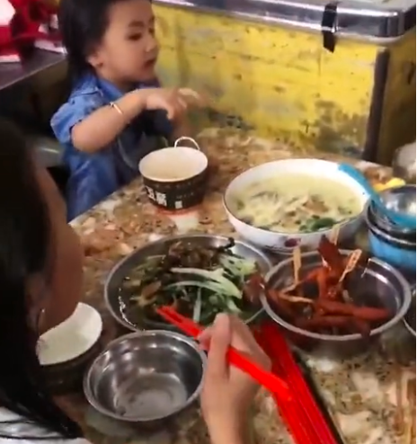 兜妈爱叨叨|广东90后妈妈生下5女1男6个娃,公公催生第7胎:至少2个男孩