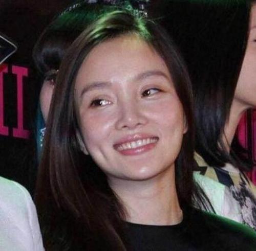 杨幂|杨幂：我卸妆了，佟丽娅：我也卸妆了，周也：我没有眼花吧