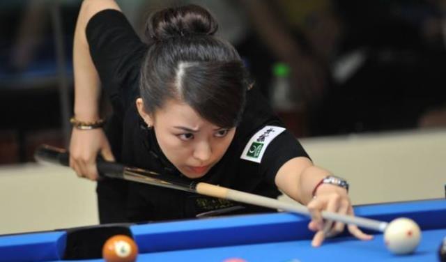 潘晓婷|“九球天后”潘晓婷40岁仍单身？看看她洗澡后的自拍照，你敢追？