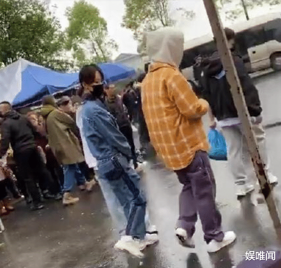 龚俊|《向往5》最新路透曝光，杨紫与张子枫同行，俩人身高差成亮点