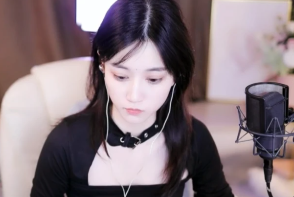 电击疗法|沫子回忆成名前的辛酸史,进过工厂拧螺丝,还差点被拉去电击治疗