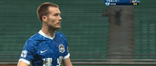 河南|徐亮侮辱中超外援！河南隊(duì)深夜發(fā)文譴責(zé)，當(dāng)事人道歉給轉(zhuǎn)播方敲警鐘