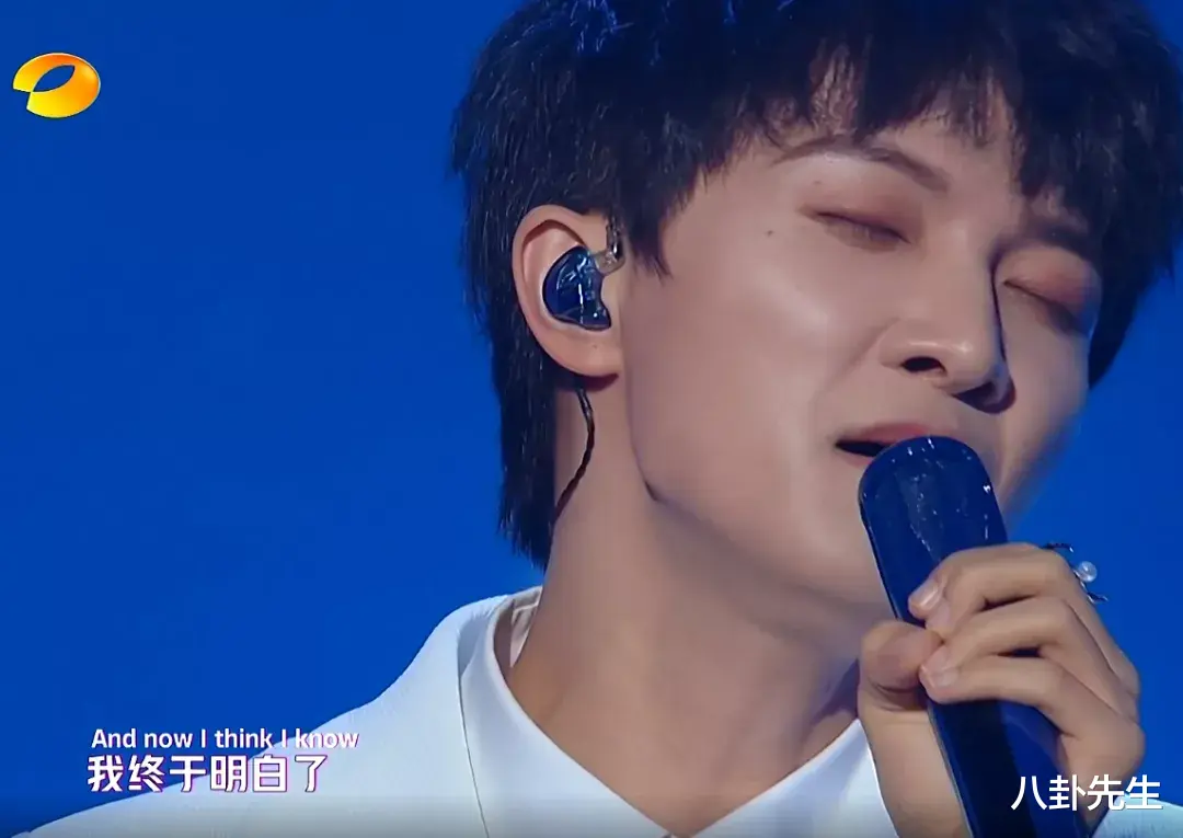 张彬彬|湖南卫视开心夜：金晨鼻子瞩目，TWINS造型拖后腿