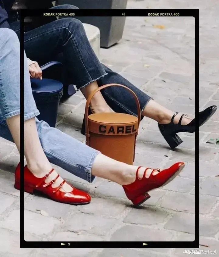 华妆优品Perfect 别再穿马丁靴了！今年玛丽珍鞋才是正流行！