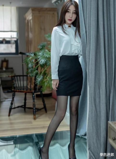 时尚达人|上班族必备，“西装+小裙子”穿出职场时尚达人范