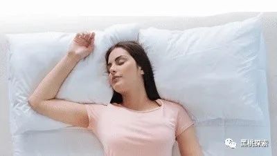 失眠|很多人被失眠困扰，飞行员的2分钟入睡法，帮你解决难题