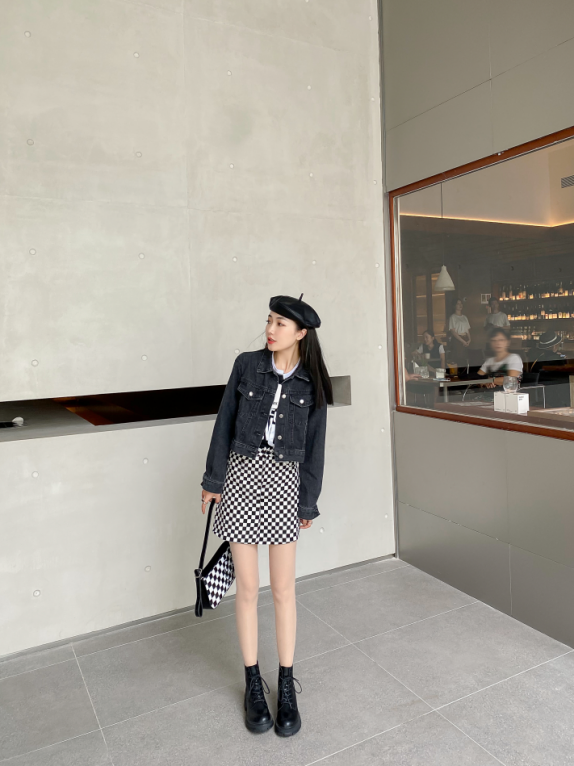 卓哈时尚达人 拥有这双马丁靴，你就能瞬间秒杀全场了！