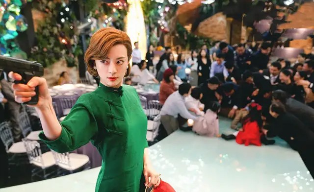 孙俪|孙俪为新剧cos小丑女哈莉