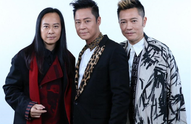 刘小慧|明星夫妇摆摊卖牛肉和汤包，亲自搬运货物，成为头部网红主播