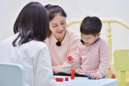 小柒育儿|wenno: 孩子爱发脾气,老打人?原来是你教得不对!