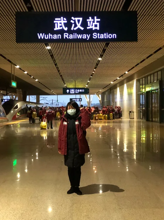 芒果都市 今天!向他们致敬!