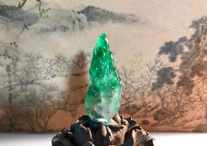 |翡翠摆件“底座”到底有多重要?