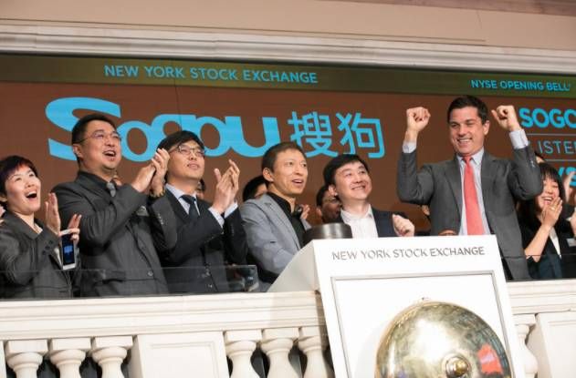 搜狐|他竟然沦落到跟网红抢饭吃？！