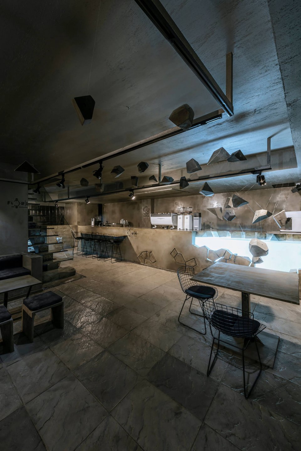 餐厅设计丨以“爆炸”为主题的咖啡馆