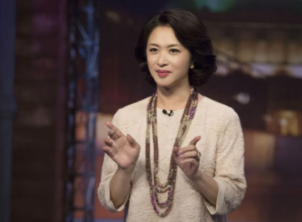 金星|金星第一任妻子：结婚十年，非常支持他去变性，她现状如何了？