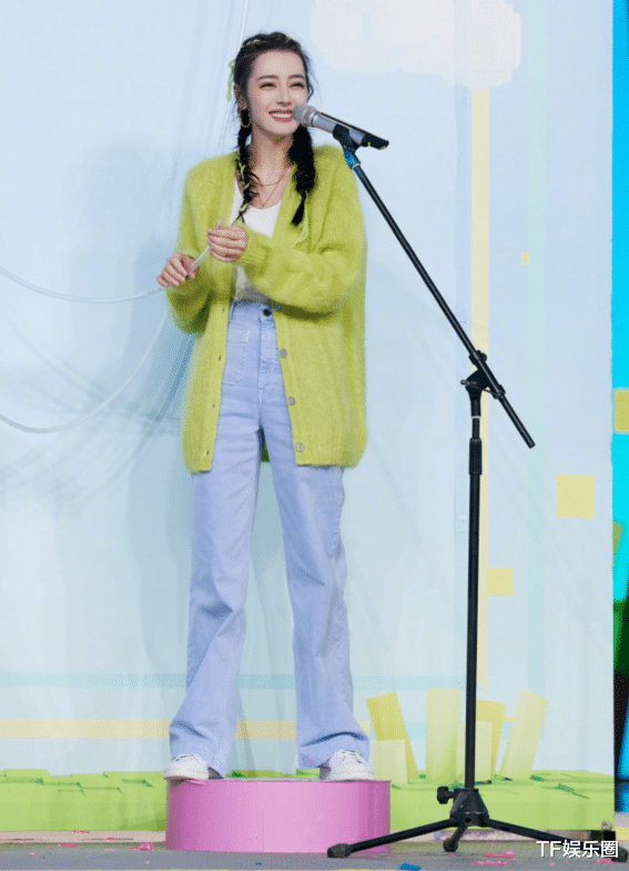 迪丽热巴|佟丽娅与娜扎支持家乡棉花，迪丽热巴进退两难，还会得罪12位艺人