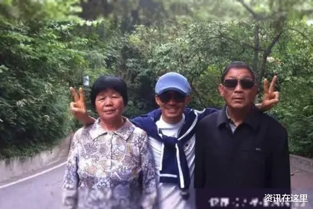 王宝强|王宝强父母农村房屋如宫殿，豪宅被吐槽，王宝强回复留言