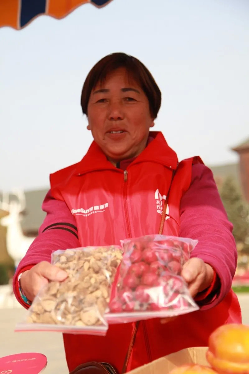 庄里微热门 野三坡第十四届开山节盛大启幕 荣盛康旅为野三坡发展持续助力