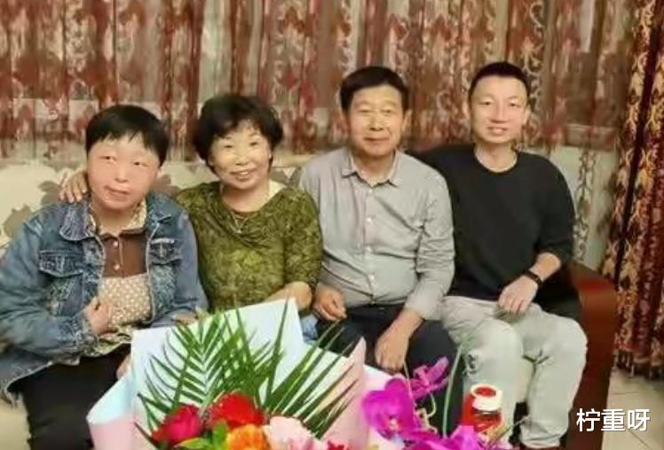 柠重呀 杜新枝迎来58岁生日，熊磊代替姚策送祝福，杜妈暖心回应表达感谢