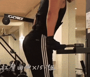 陈道明|44岁黄晓明脱衣秀肌肉，这也太开挂了