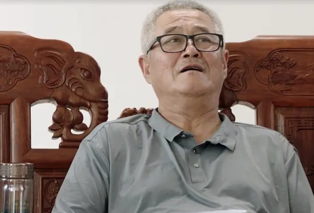 范冰冰|赵本山凌晨四点和徒弟扫雪，女儿在直播中炫富，父女口碑两极分化