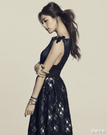 小S|她曾3次被评为“世界第一美女”,深受粉丝喜爱,却无缘国内发展