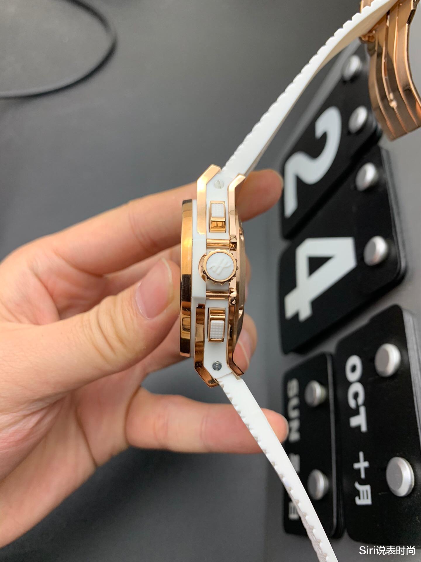 Siri说表时尚 Siri说表:HB厂玫瑰金恒宝计时腕表