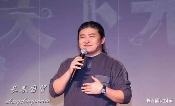 刘欢|58 岁刘欢近照曝光，久未露面满头白发显苍老