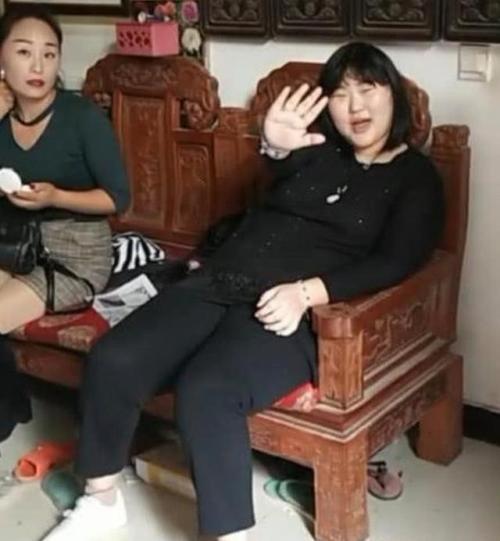 水果|大衣哥女儿减肥成功！与减肥前判若两人，皮肤白嫩脸也变尖了