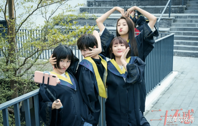 李庚希|《二十不惑2》李庚希退出，新增一男一女2位主演，“出身”遭质疑