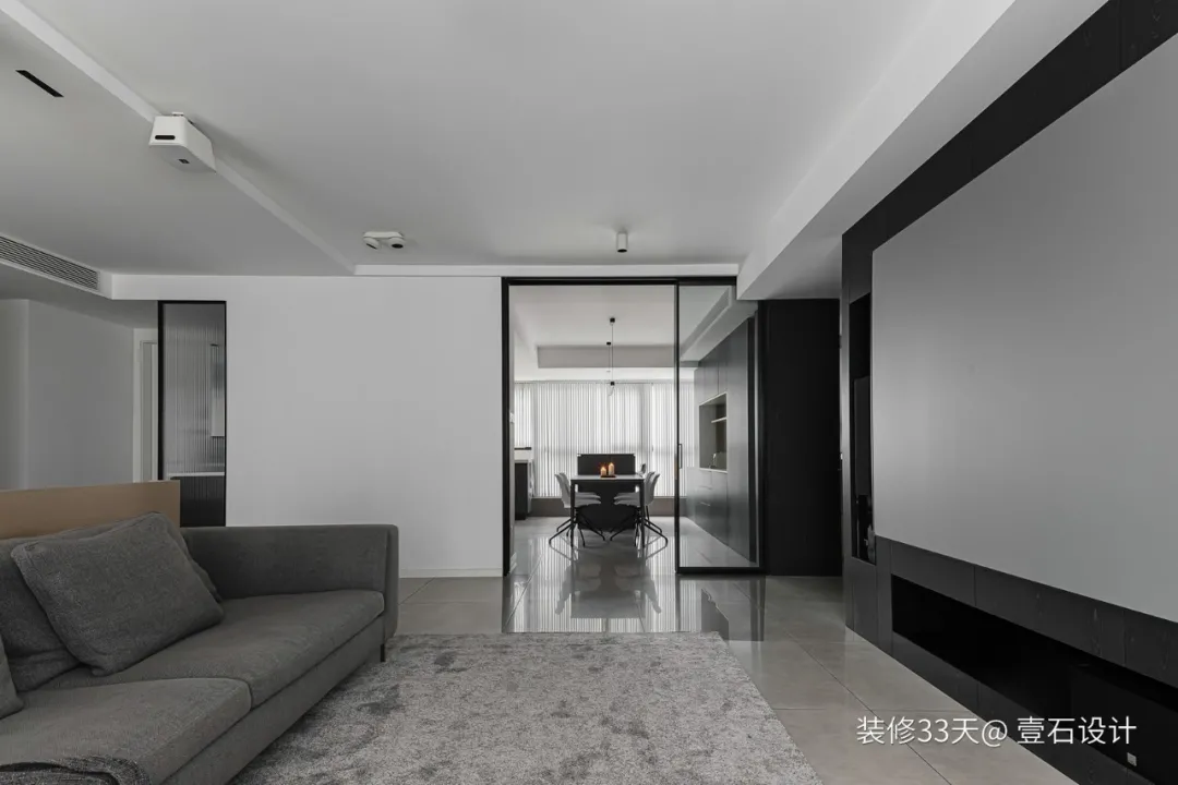 |餐厨一体,书房开放,126平现代简约三室